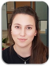 תמונת פורטרט של אביטל פתאל